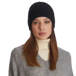 BERRETTO NERO A trecce in cashmere
