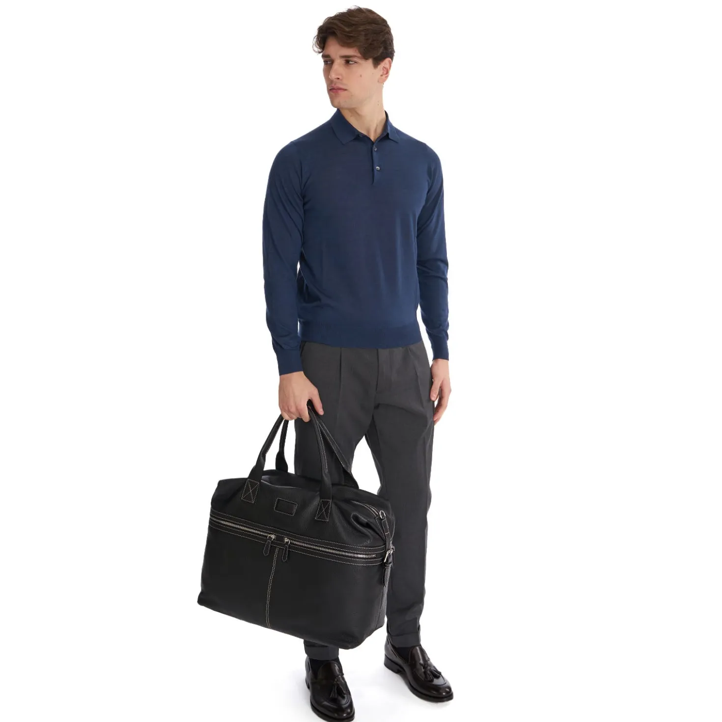 BORSA DA VIAGGIO NERA In pelle martellata