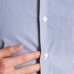 CAMICIA CLASSICA A RIGHE BIANCO E BLU SLIM In cotone popeline