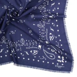 FOULARD IN LANA, CASHMERE E SETA 65 BLU SCURO Paisley