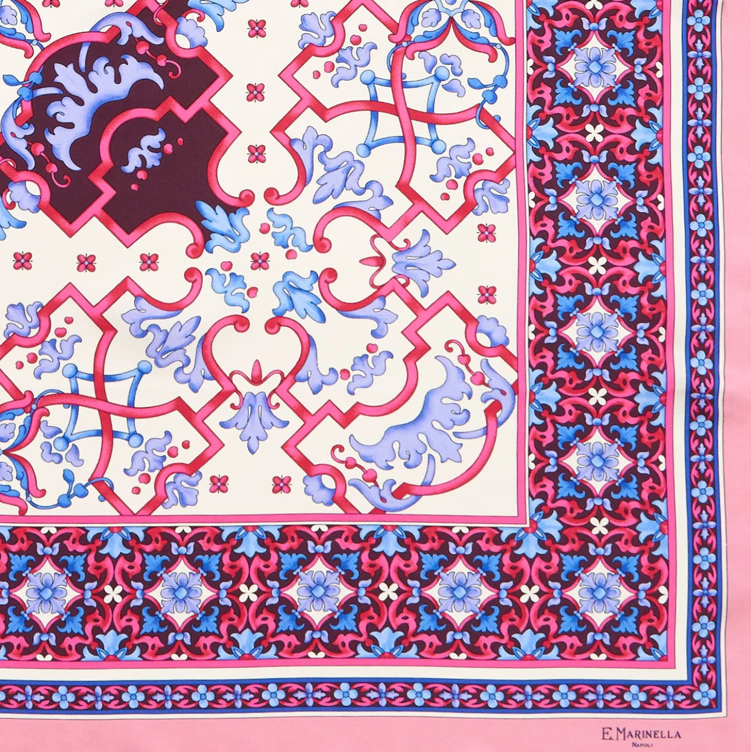FOULARD IN SETA 90 ROSA Maiolica mediterranea