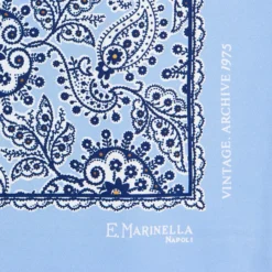 POCHETTE DA TASCHINO IN SETA STAMPATA A MANO AZZURRA Fantasia archivio 1975