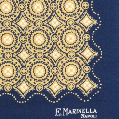 POCHETTE DA TASCHINO IN SETA STAMPATA A MANO BLU SCURO Macrofantasia fiore