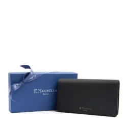PORTAFOGLIO GRANDE NERO In pelle liscia