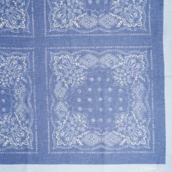 SCIALLE 135 AZZURRO In lana e seta