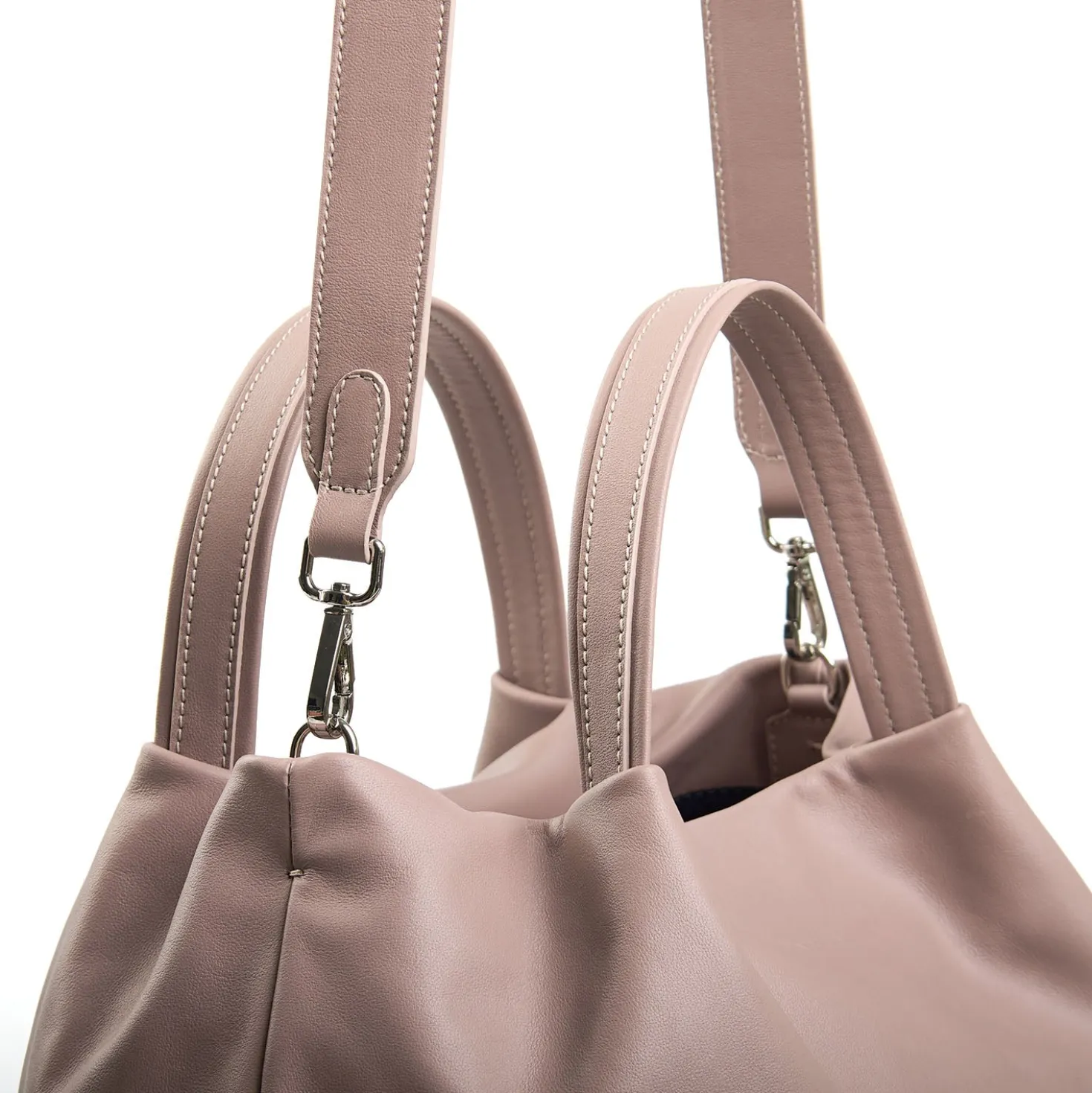 SOFT BAG ROSAIn pelle liscia