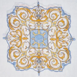 STOLA AZZURRA IN LANA Fantasia medaglioni