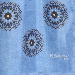 STOLA AZZURRA IN SETA MADDER Collezione floreale