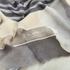 STOLA BEIGE IN CASHMERE Collezione floreale