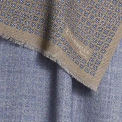 STOLA BEIGE In lana con decorazioni floreali