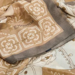 STOLA MARRONE IN CASHMERE Collezione elefanti