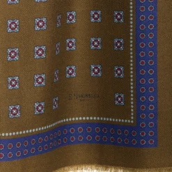 STOLA MARRONE IN LANA Decorazioni floreali