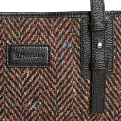 TOTE BAG MARRONE E NERA In lana e pelle martellata