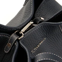 TOTE BAG MIDI BLU SCURO In pelle martellata
